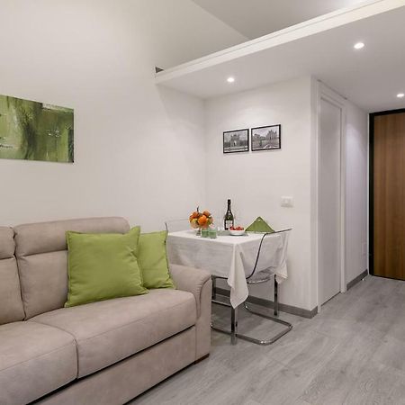 Vespri Apartments Milan Exterior photo